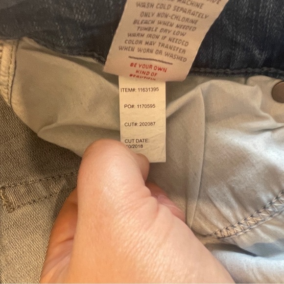 Torrid Boyfriend Style Distressed Jeans Women's Plus 18 - Picture 11 of 13